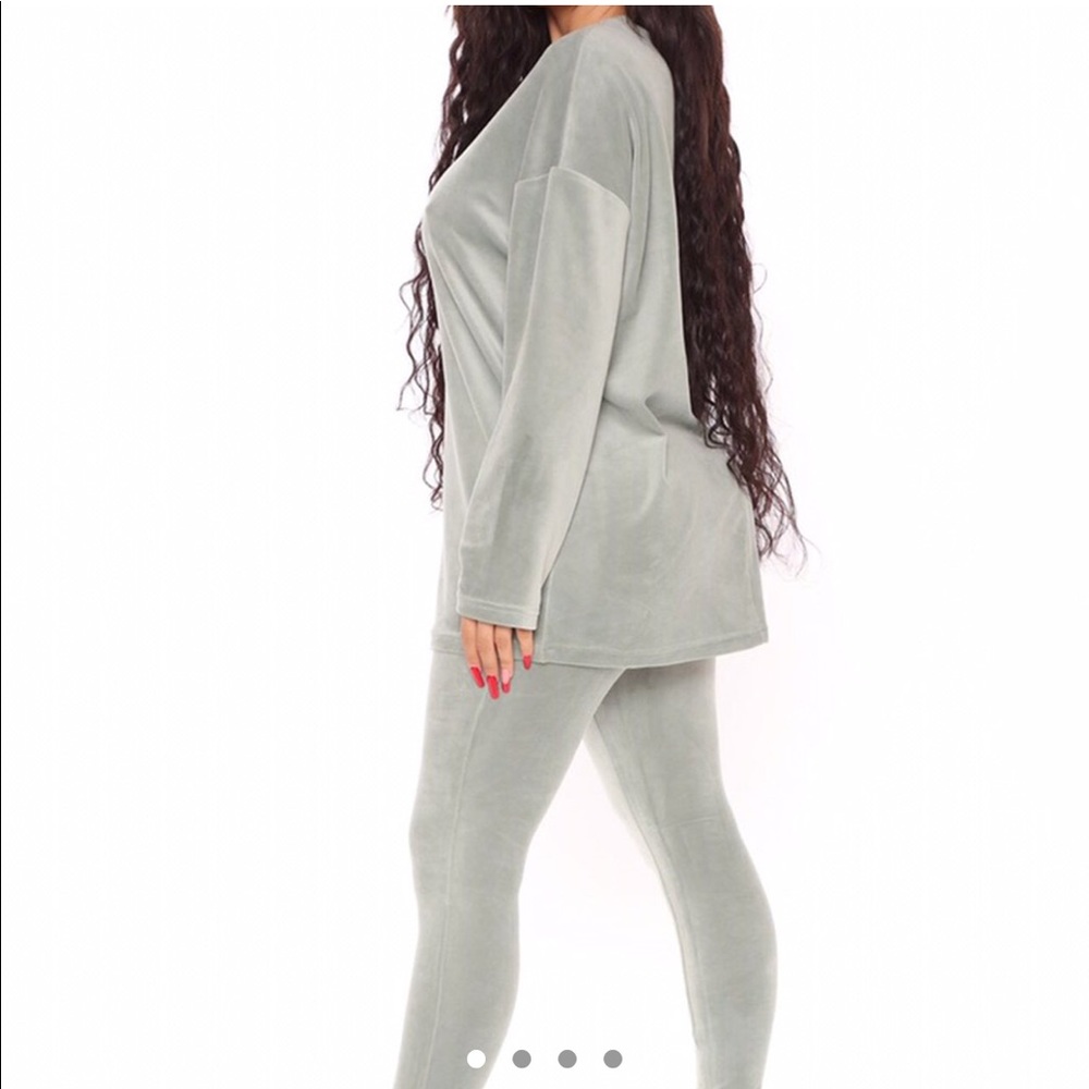 Fashion Nova set size medium